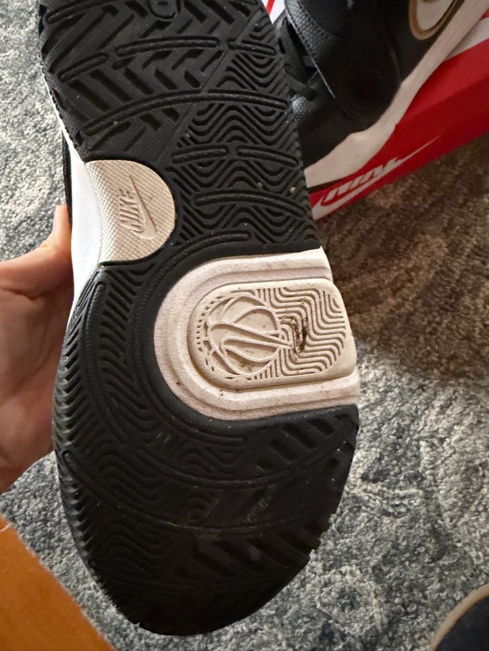Nike Kids Team Hustle Sneakers - Picture 4 of 5